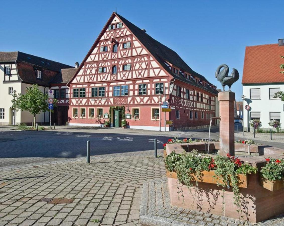 Der Schwan Hotel & Restaurant Schwanstetten Экстерьер фото